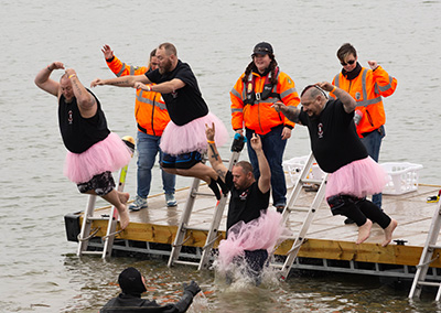 25 wkyplunge jumpers